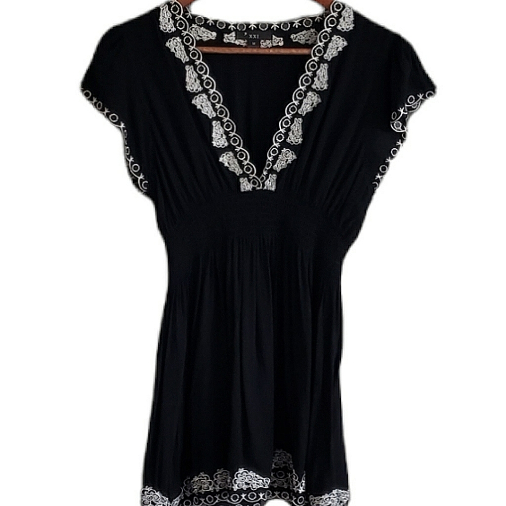 Forever 21 Empire Waist Deep Vneck Babydoll Top sz Medium